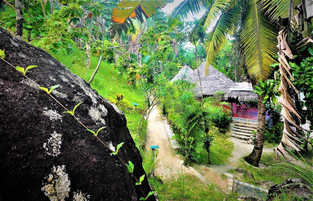 Natiora Green Lodge Ile Sainte-Marie Esterno foto